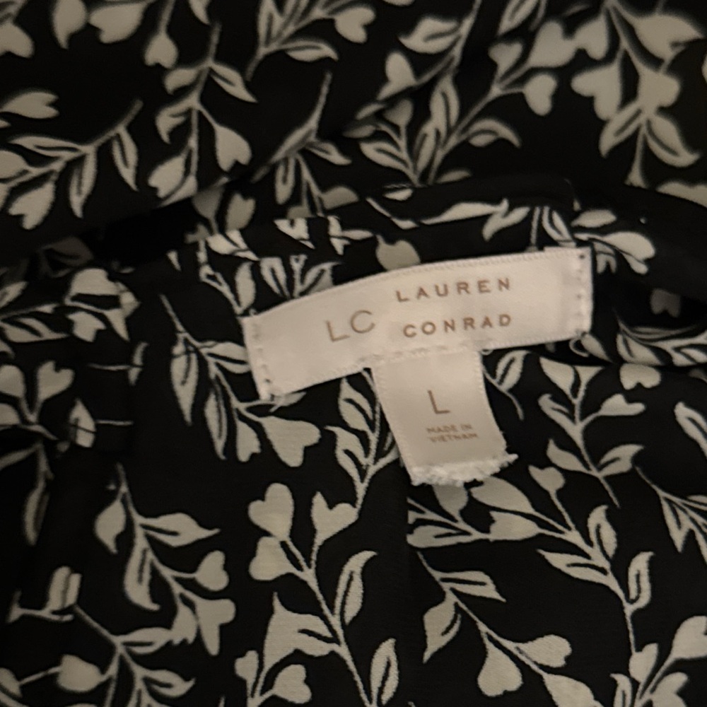 Floral blouse - Picture 4 of 4